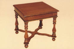 The Penshurst Oak Collection - Oak Small Richmond Coffee Table