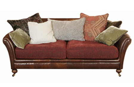 Tetrad Julia Sofa